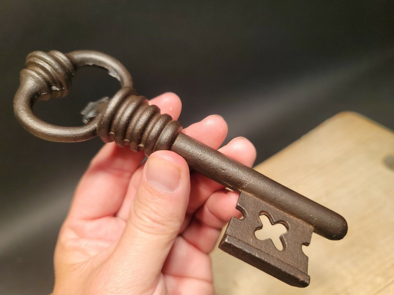 6 1/8" Antique Style Iron Large Skeleton Key