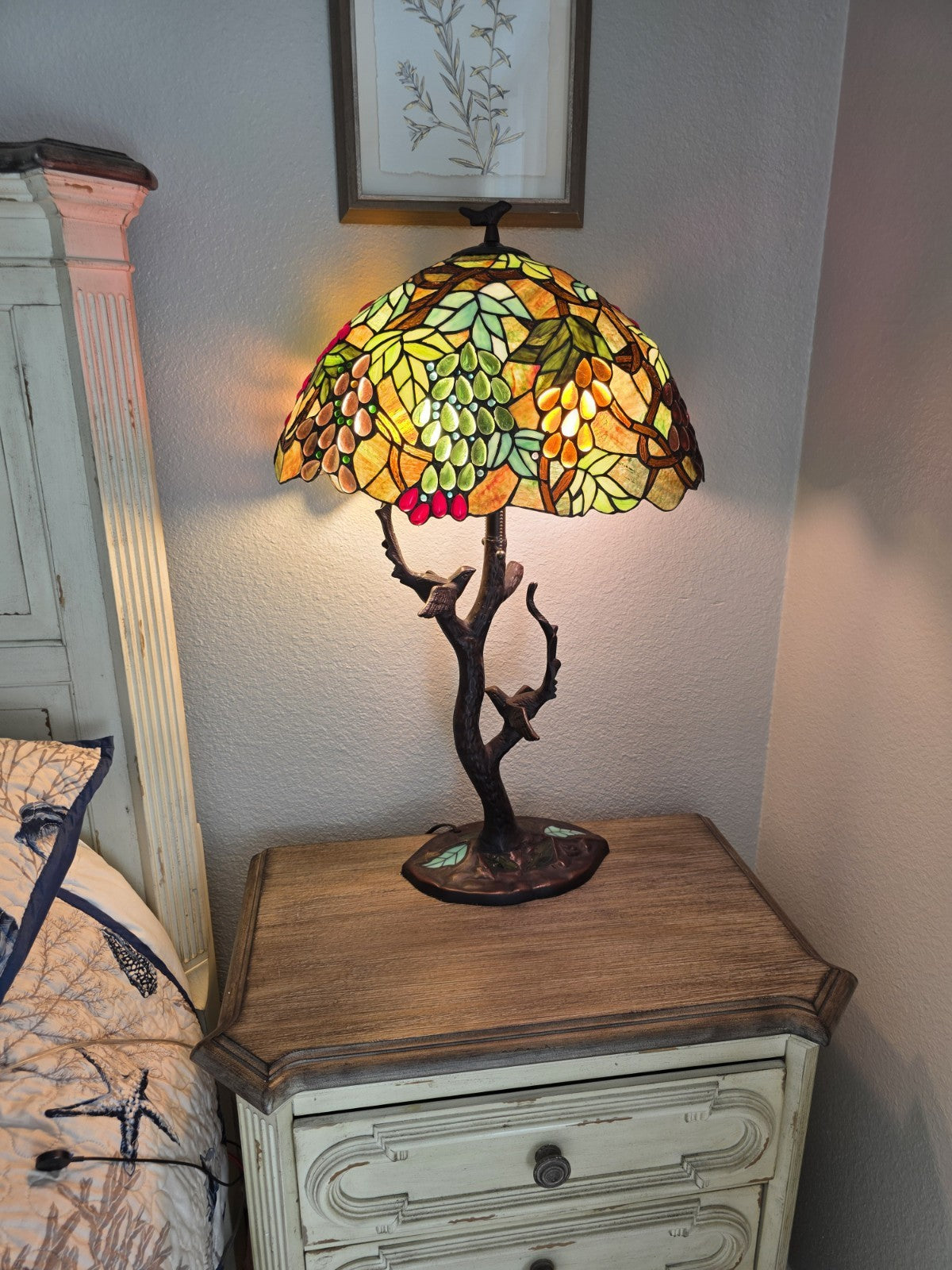 32.5" Antique Vintage Style Stained Glass Oval Fruit Grapes Table Lamp