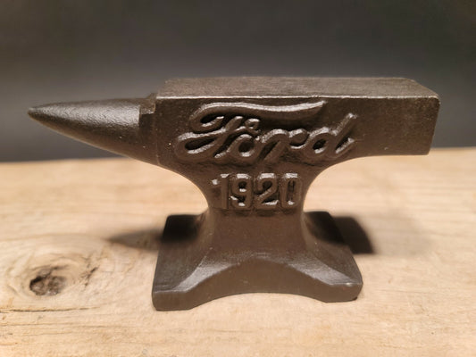 Vintage Antique Style Cast Iron Ford Miniature Anvil