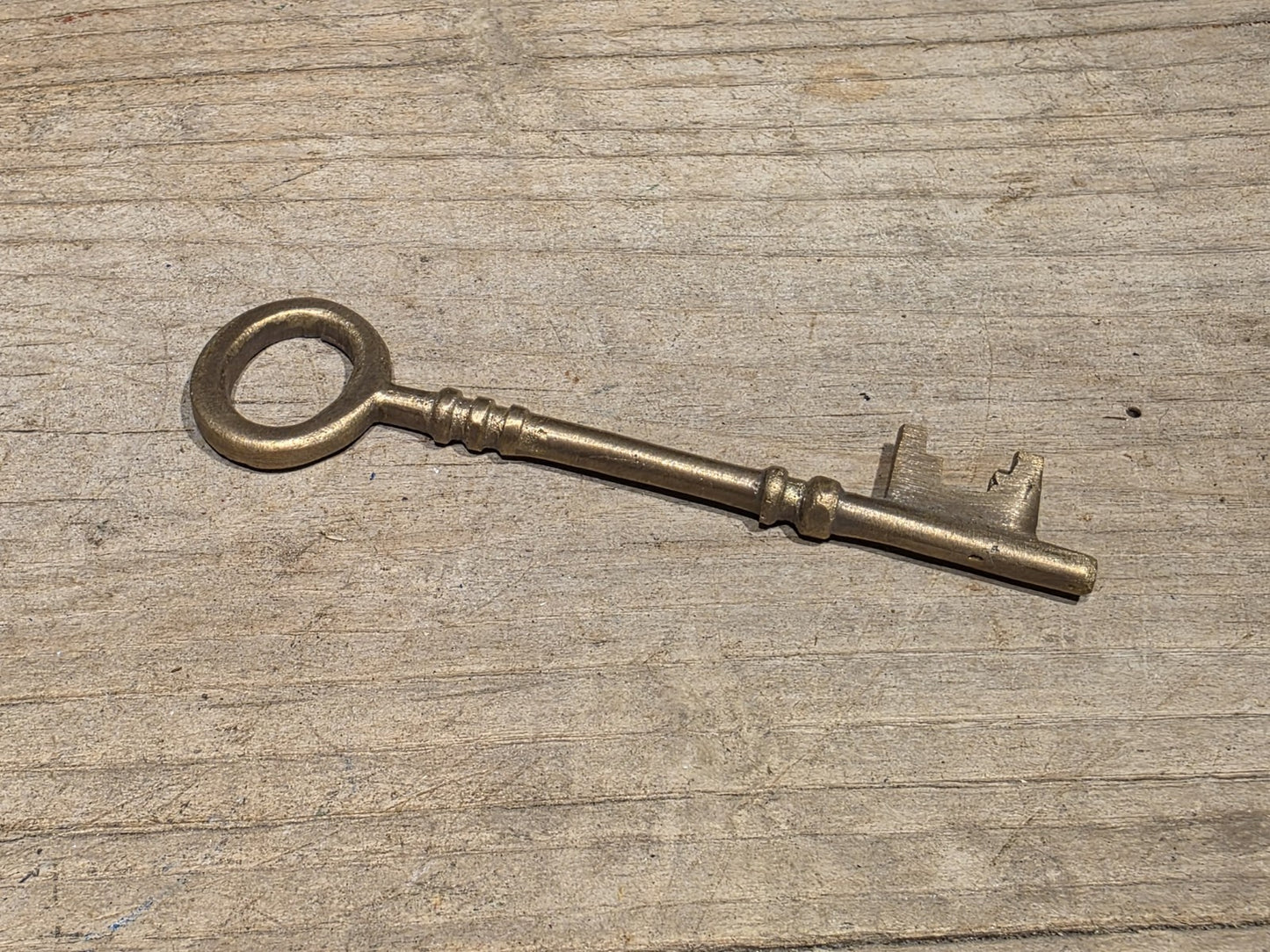4" Antique Style Brass Large Skeleton Church Key