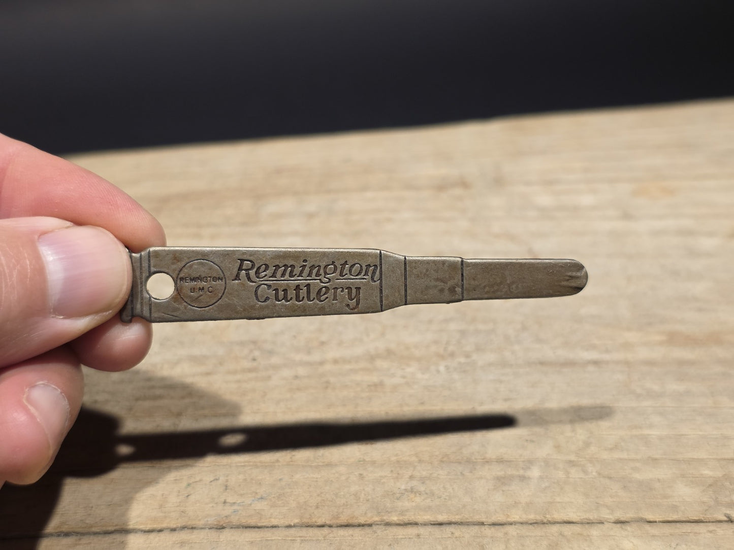 Remington Blade Opener Keychain Tool – Vintage Style Pocket Knife Opener