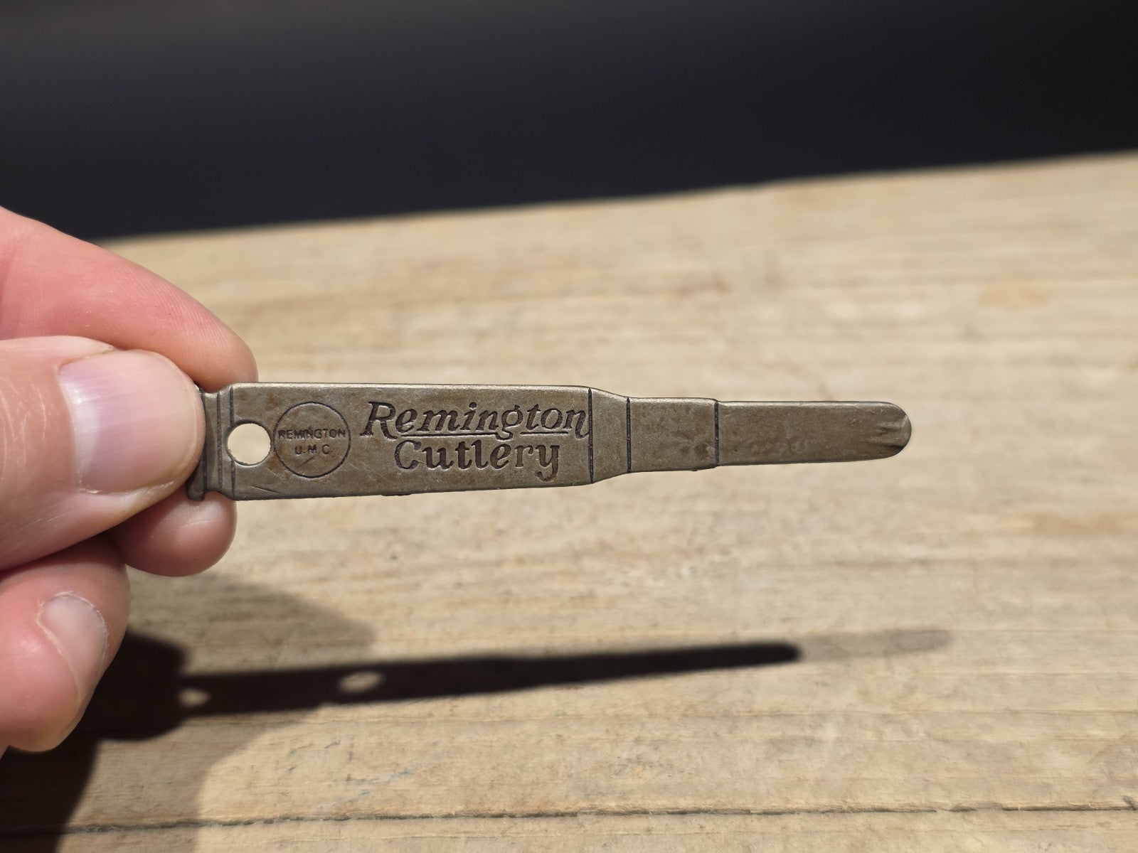 Remington Blade Opener Keychain Tool – Vintage Style Pocket Knife Opener
