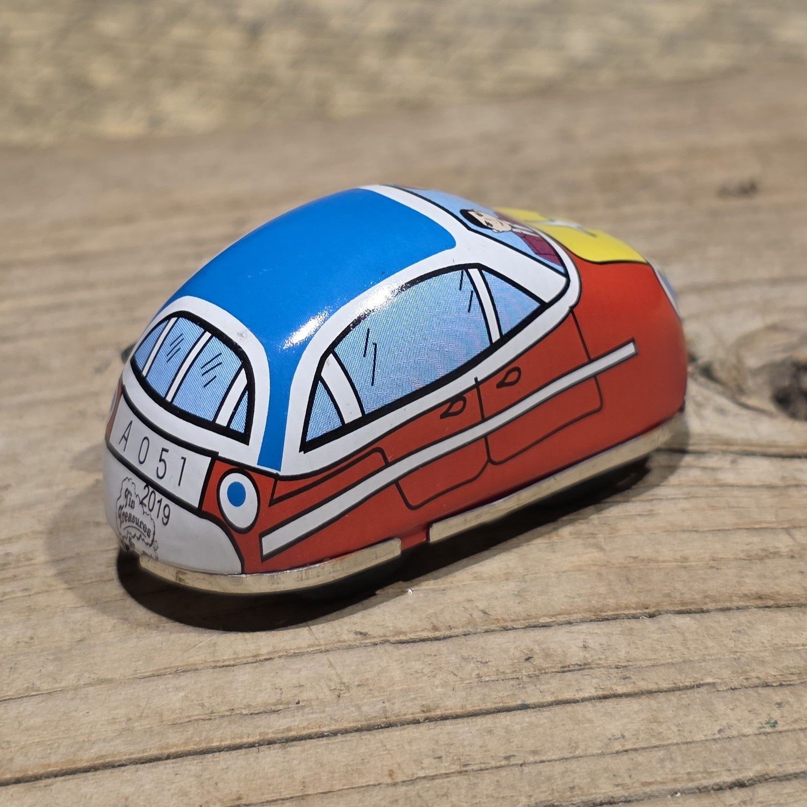 New Tin Litho Wind-Up Toy Mechanical Car