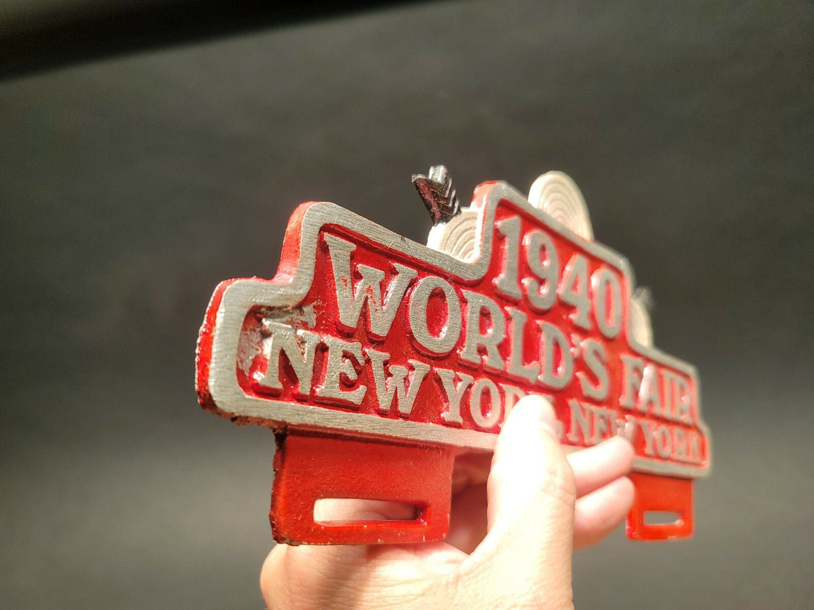 Vintage Antique Style 1940 World's Fair New York License Plate Frame Topper
