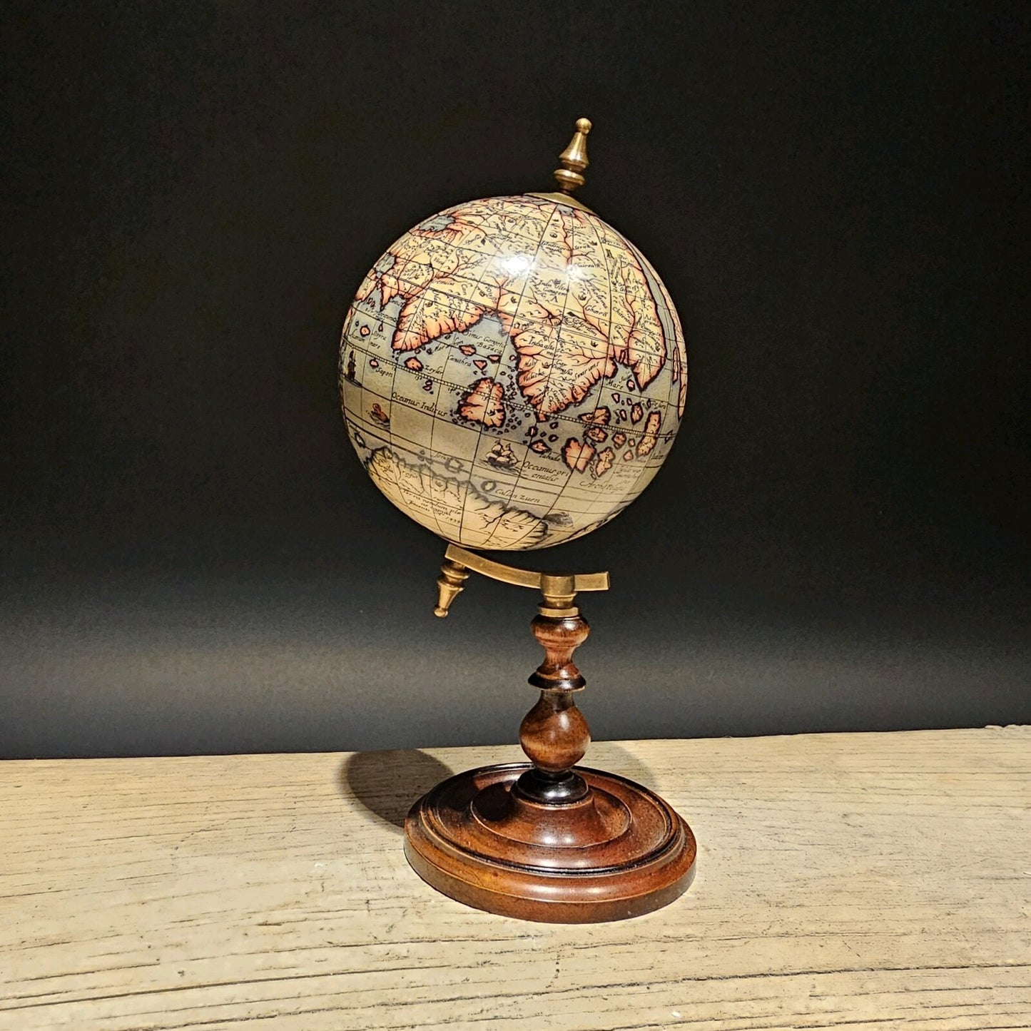 Old World Style 8" Globe w Turned Wood Stand