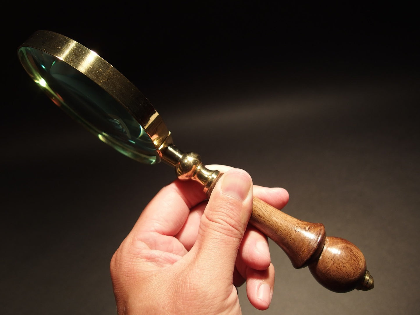 Antique Style Magnifying Glass w Wood Turned Handle 
