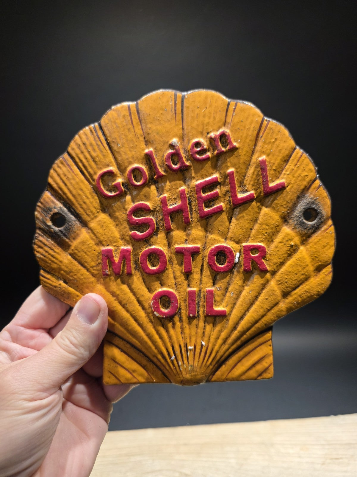 7"  Vintage Style Cast Iron Golden Shell Oil Sign Plaque