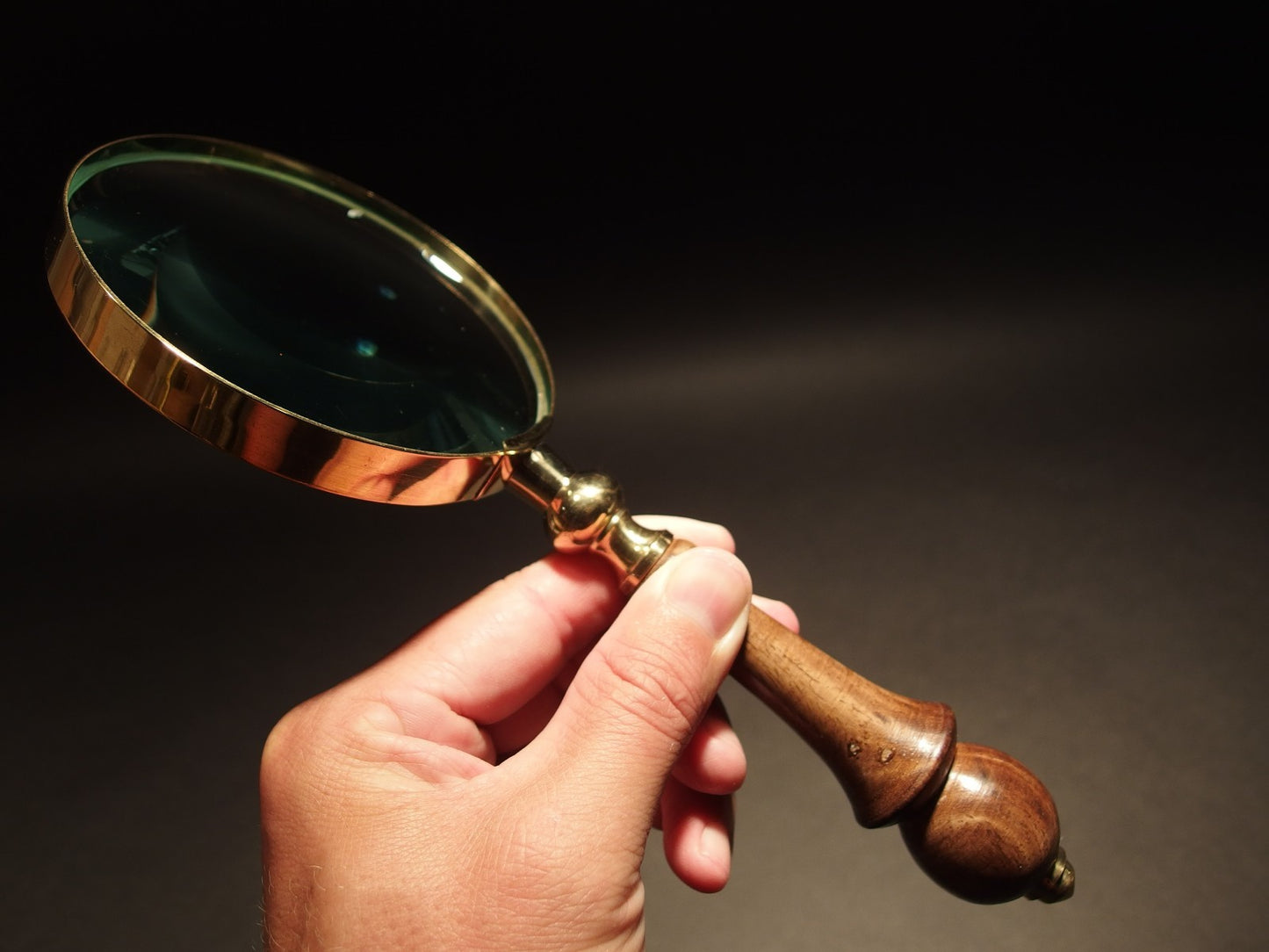 Antique Style Magnifying Glass w Wood Turned Handle 