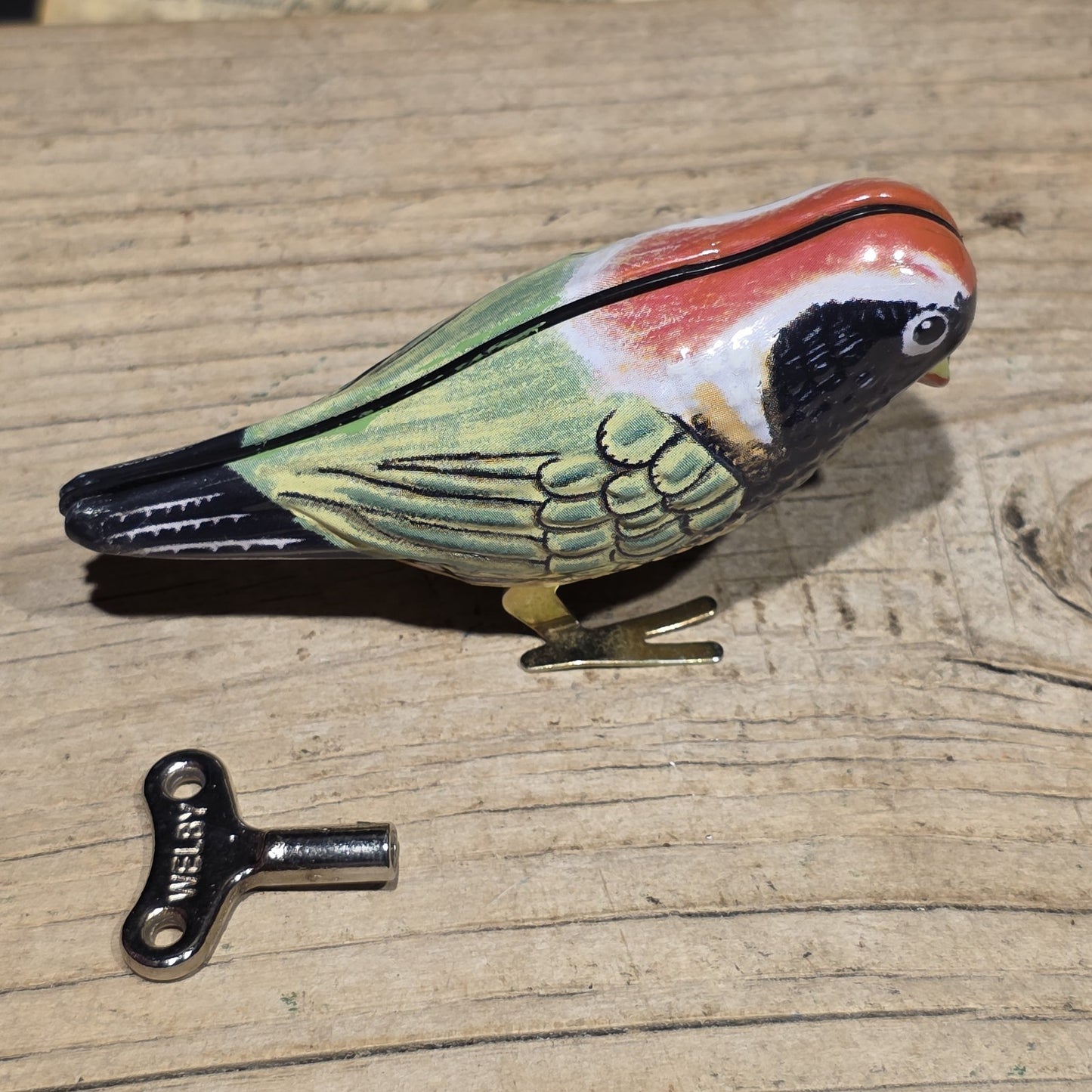 New Vintage Style Tin Litho Pecking Bird Toy Wind-Up Mechanical Songbird