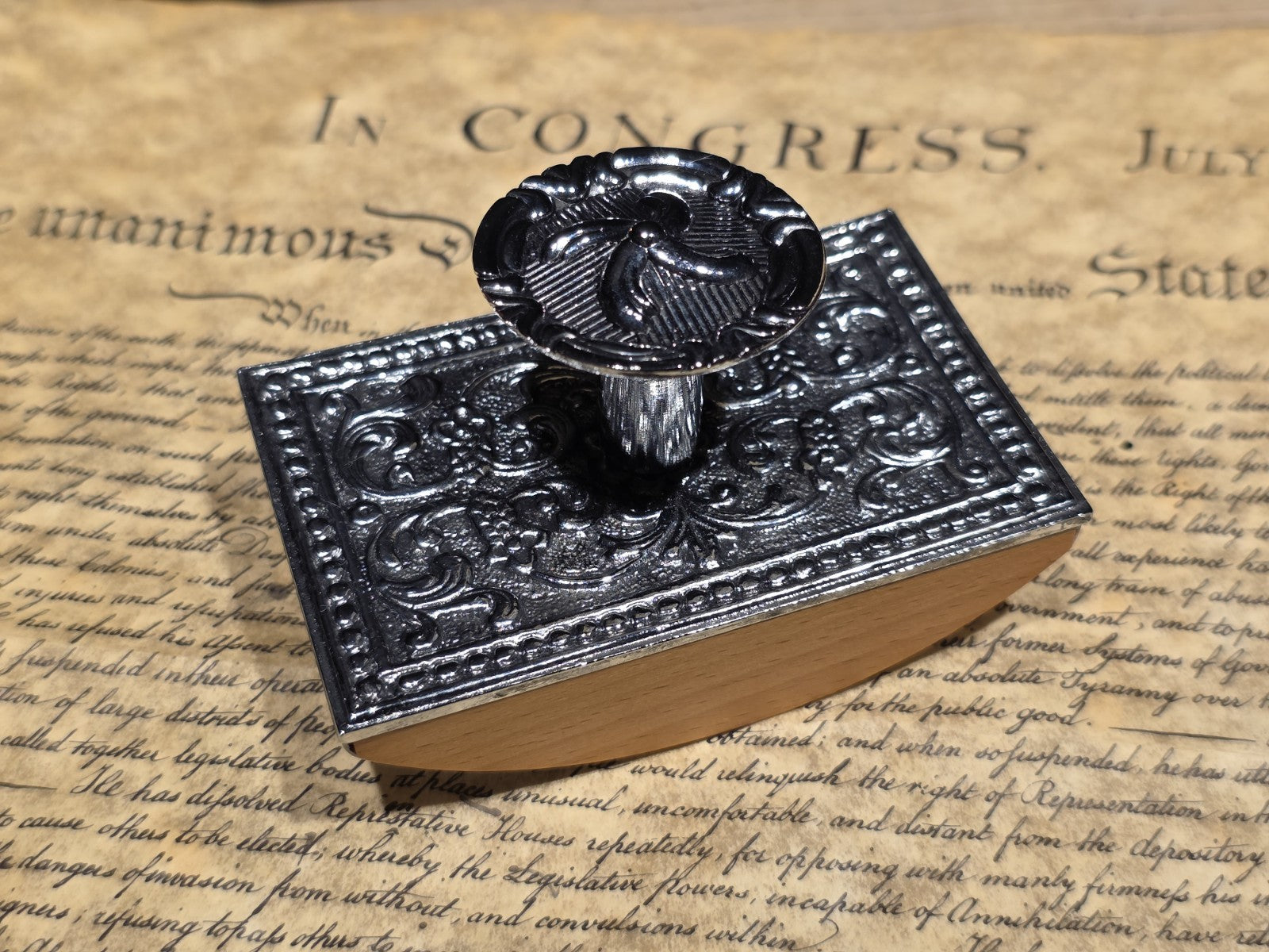 4" Antique Style Silver Metal & Wood Ink Blotter