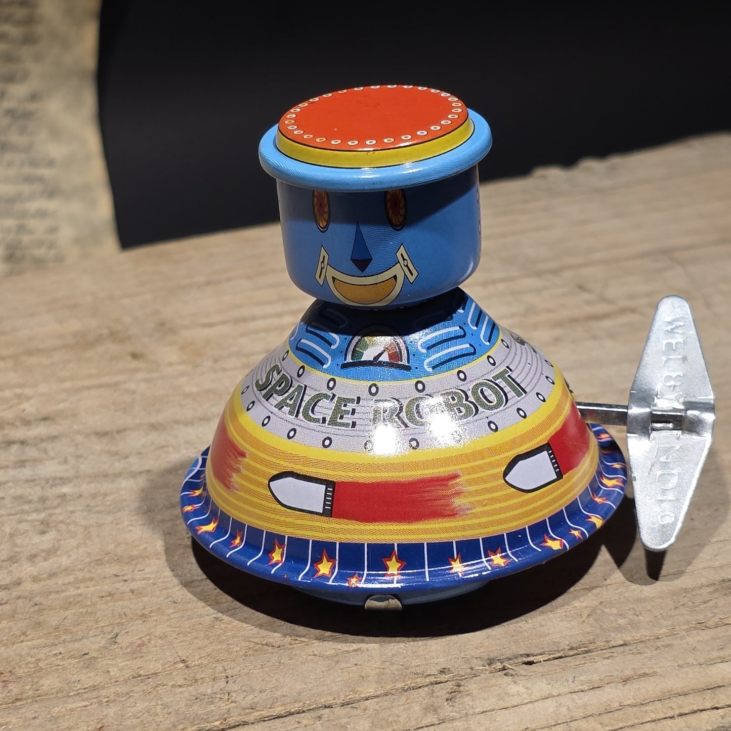 New Vintage Style Space Robot Tin Litho Toy  Wind Up Space Age Mechanical Robot