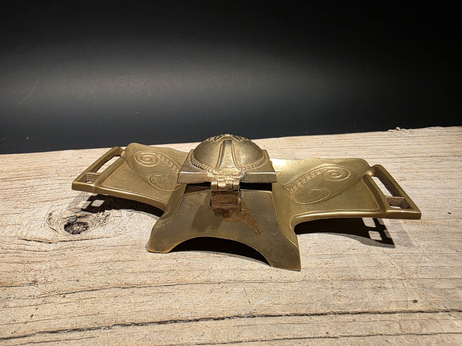 Antique Style Brass Pen Holder Inkwell Desk Stand