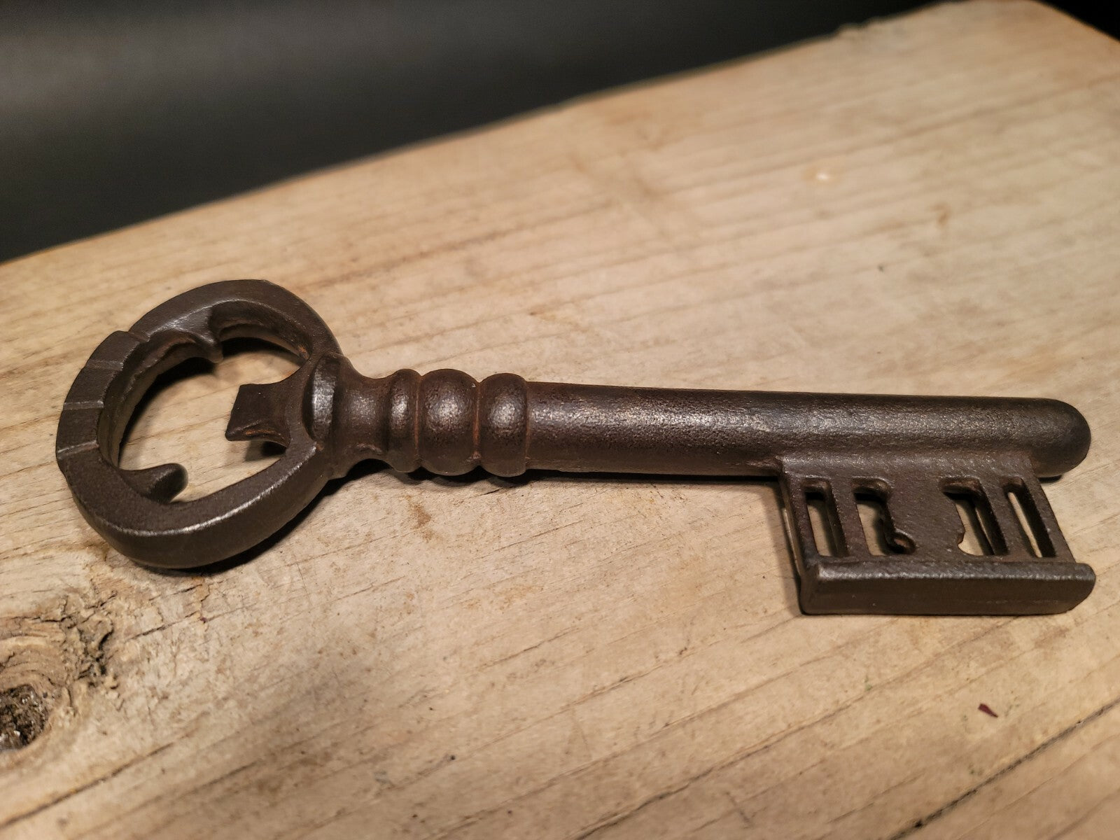 6 1/8" Antique Style Cast Iron Large Skeleton Church Key