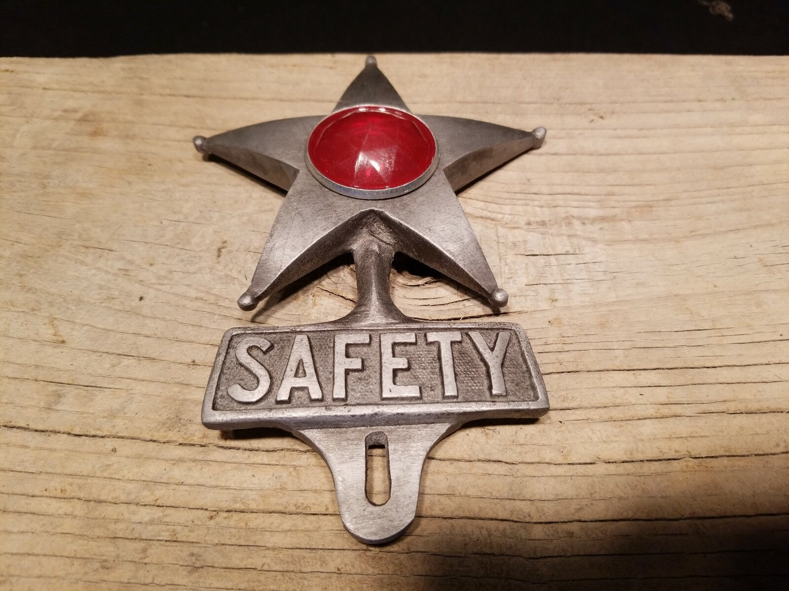 Antique Vintage Style Cast Aluminum Safety Star Car License Plate Fob Topper