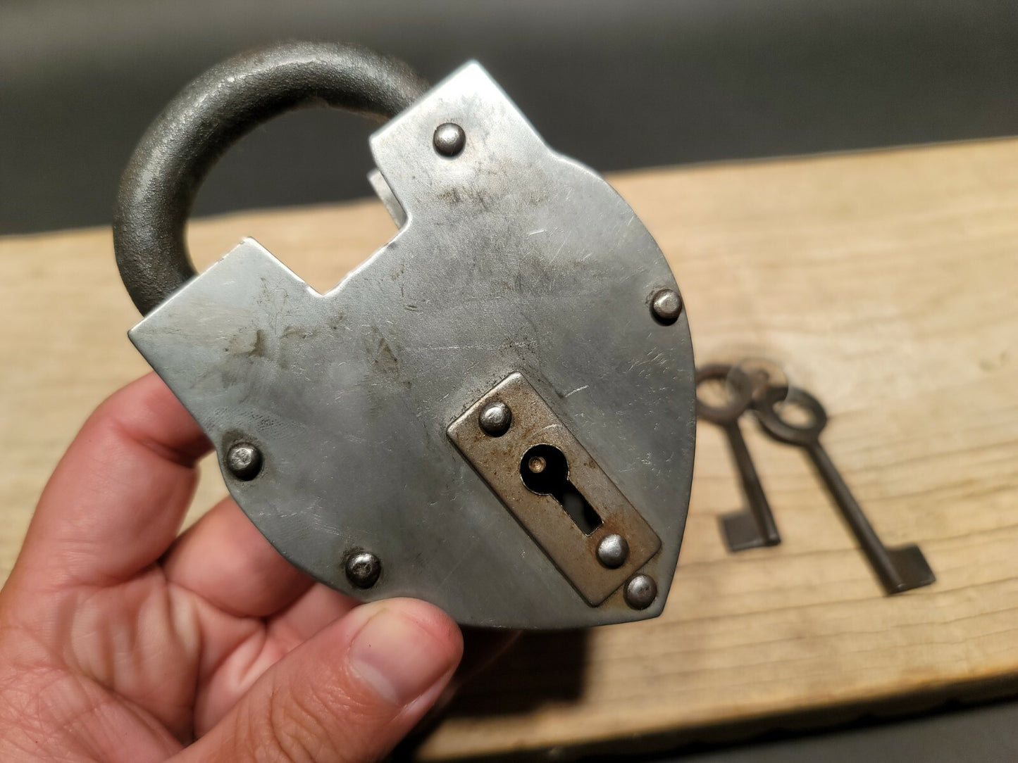 Antique Vintage Style Cast Iron Steel Heart Bridge Padlock Lock & Key 