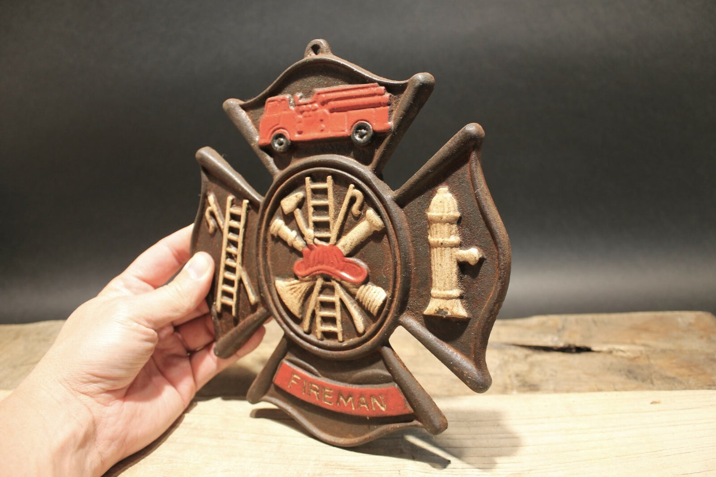 Antique Vintage Style Cast Iron Fire Fighter Plaque Fire Mark Sign 