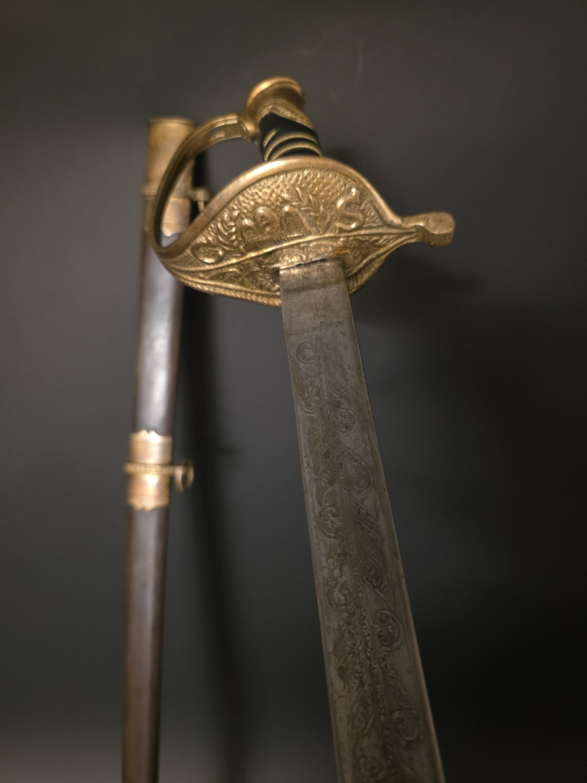 Antique Style Fayetteville Armory Civil War Officers Confederate CS Sword 