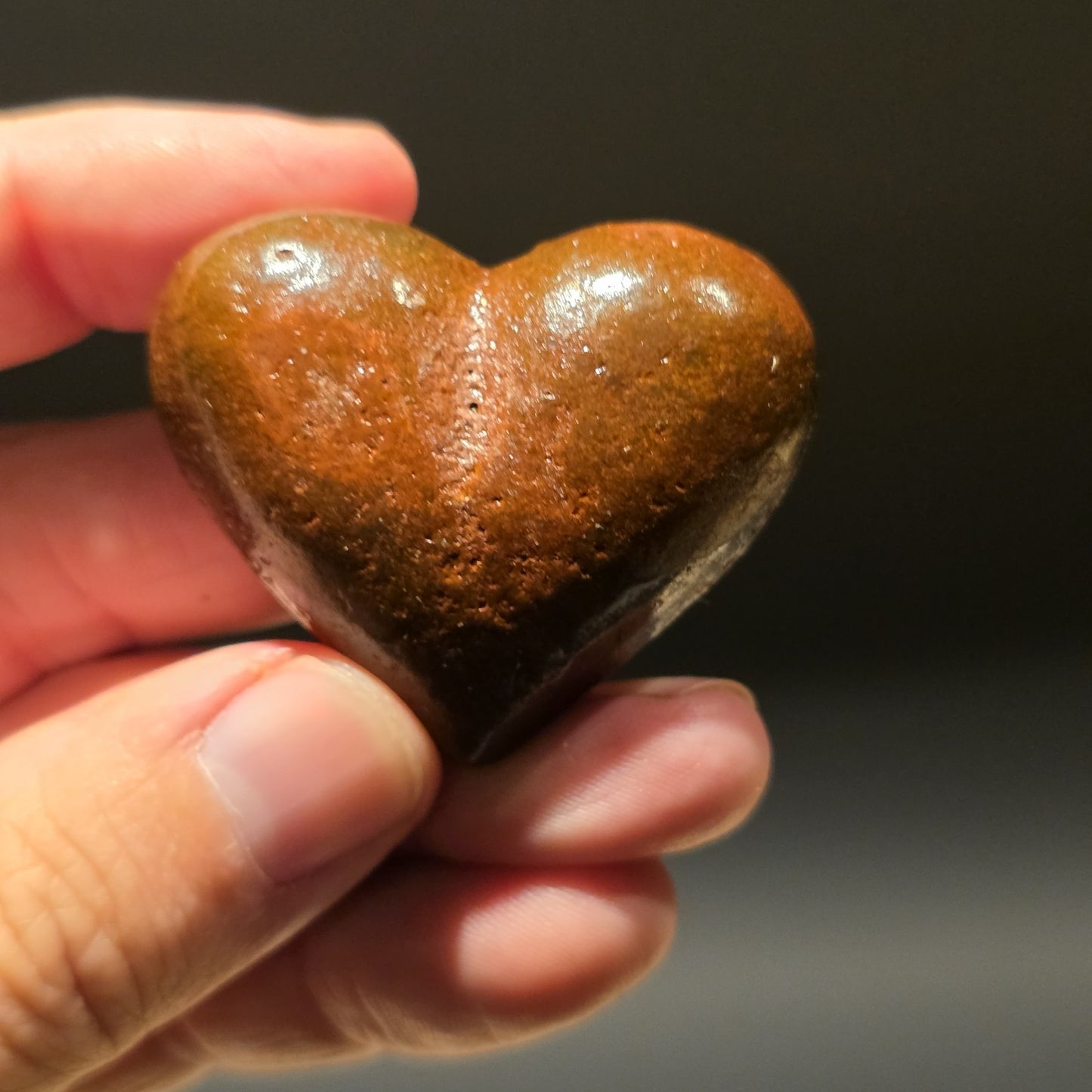 Cast Iron Heart Paperweight – Primitive Folk Art Love Token Decor