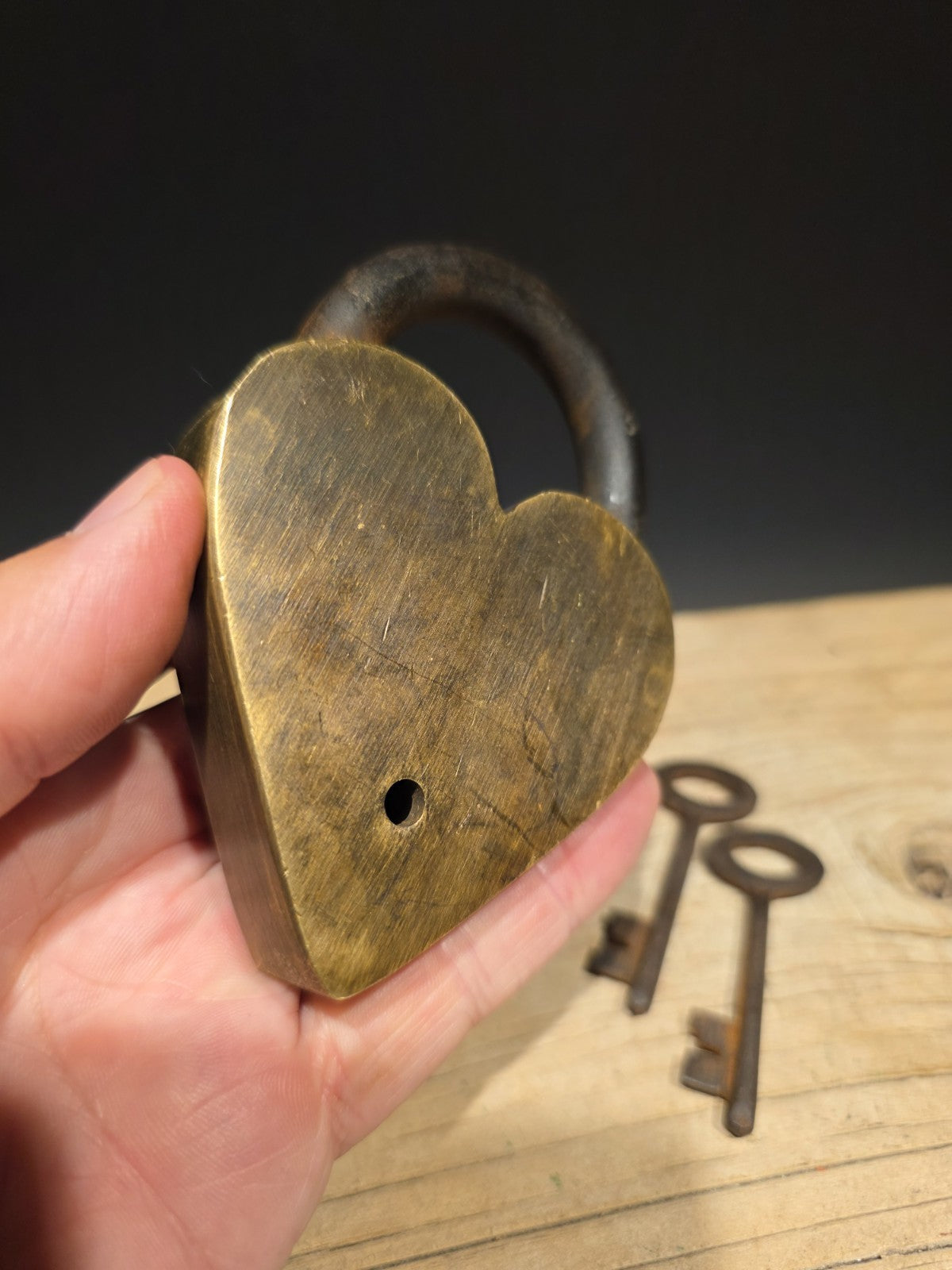 Antique Vintage Style Brass Heart Winchester Firearms Ammo Box Padlock Lock 