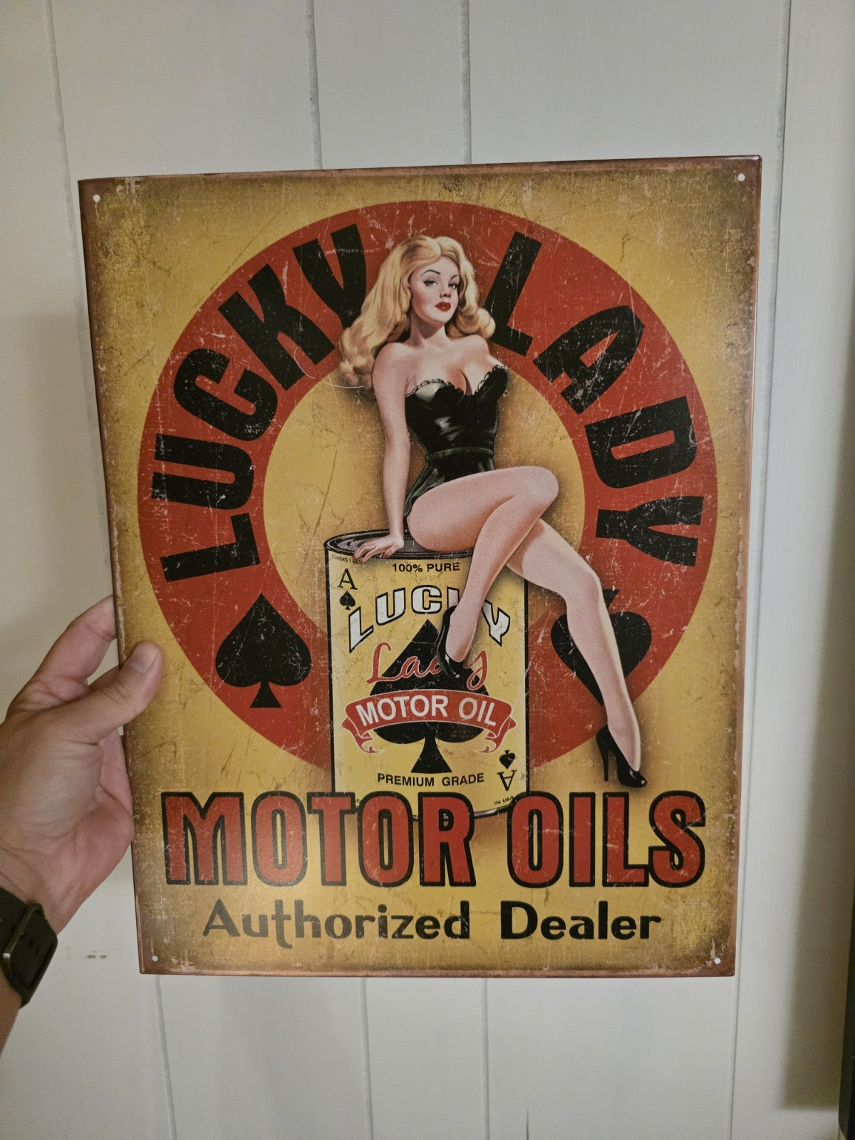 Lucky Lady Motor Oil Vintage-Style Tin Sign Pin-Up Gas & Garage Advertisement