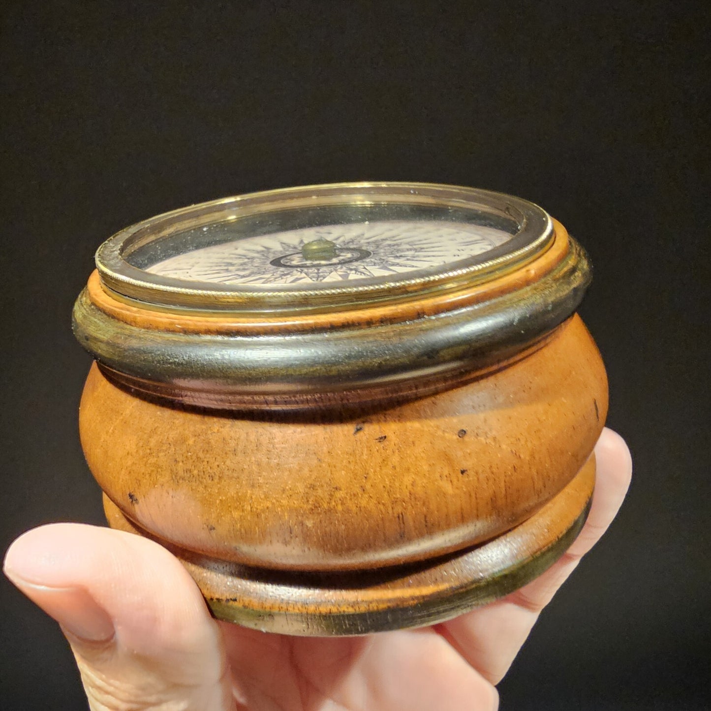 Antique Style Turned Mahagony Wood Compass