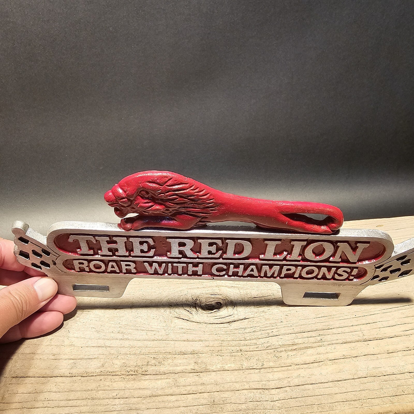 Antique Vintage Style Aluminum Red Lion License Plate Fob Topper
