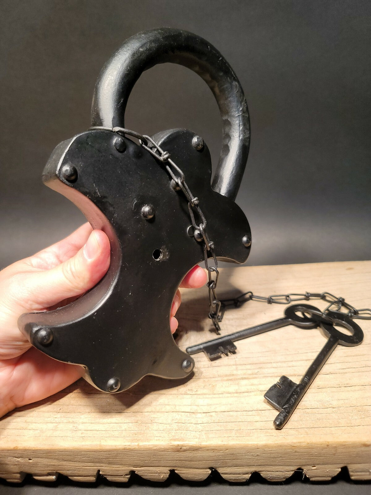 Large 9 1/2" Antique Vintage Style Cast Iron Padlock Lock & Key