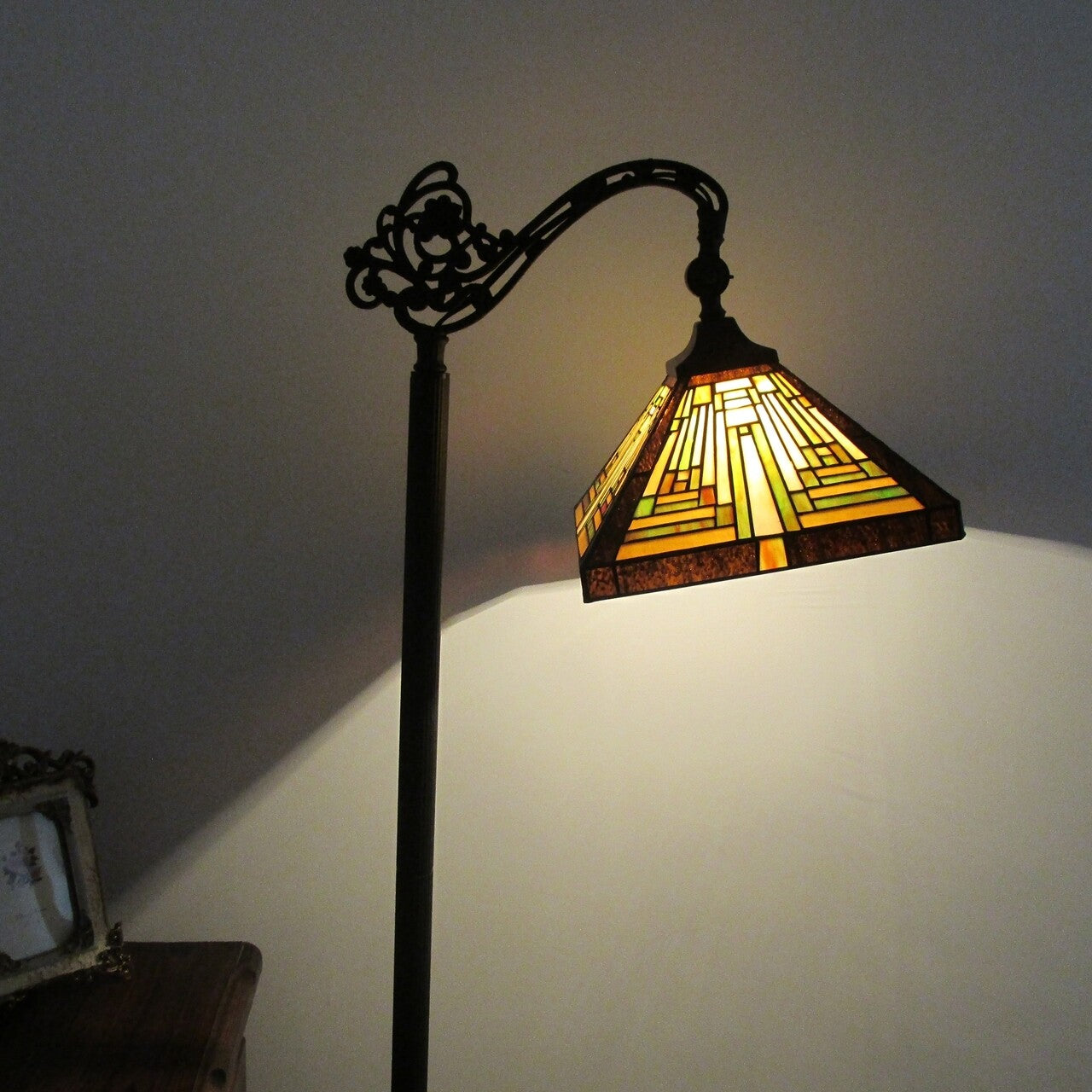 61.4" Antique Vintage Style Stained Glass Mission Reading Floor Lamp