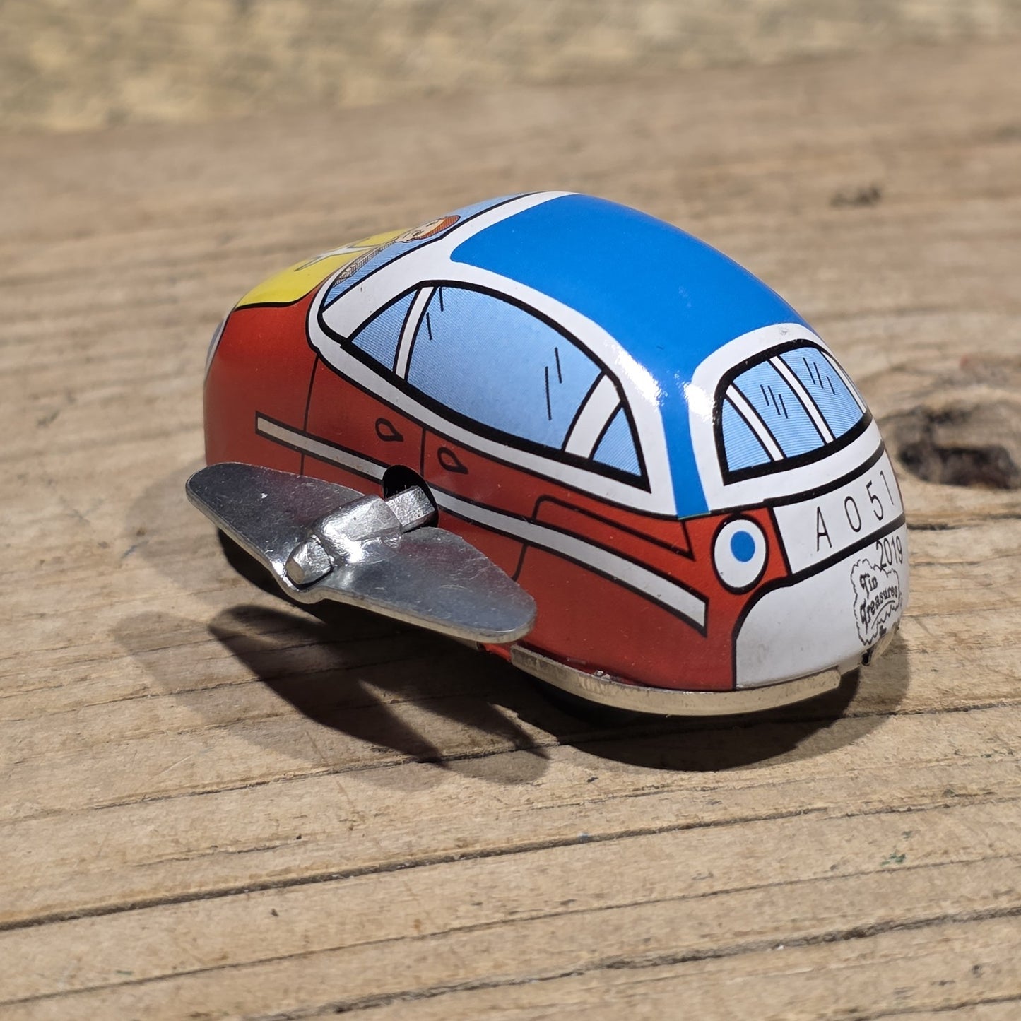 New Tin Litho Wind-Up Toy Mechanical Car