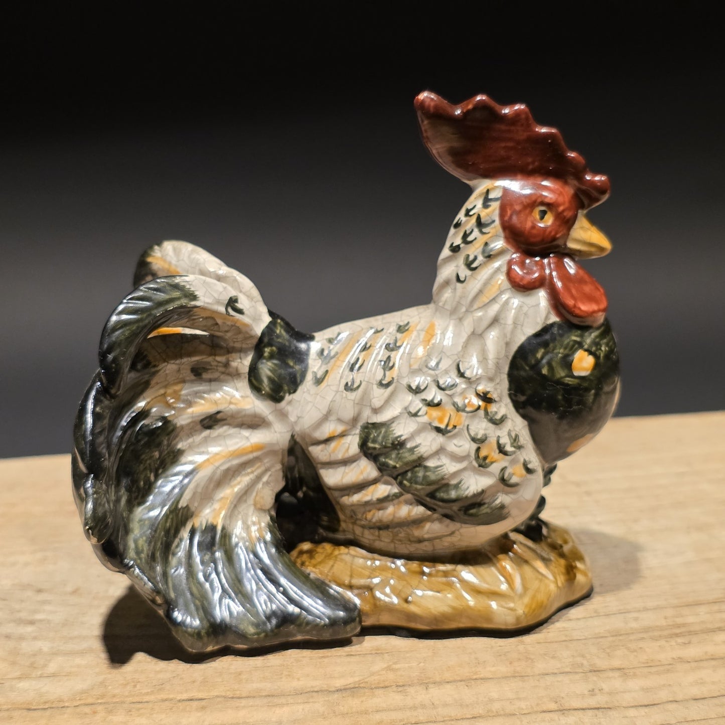 Ceramic Rooster Figurine – Majolica Style Farmhouse Chicken Decor