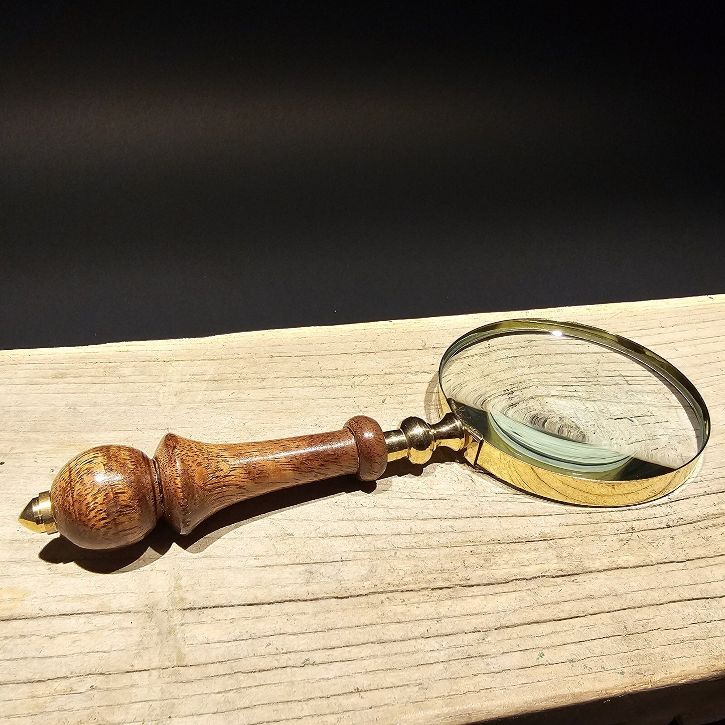 Antique Style Magnifying Glass w Wood Turned Handle 