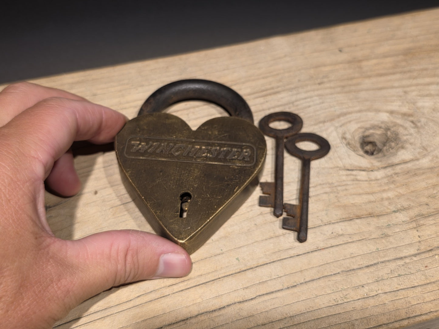 Antique Vintage Style Brass Heart Winchester Firearms Ammo Box Padlock Lock 