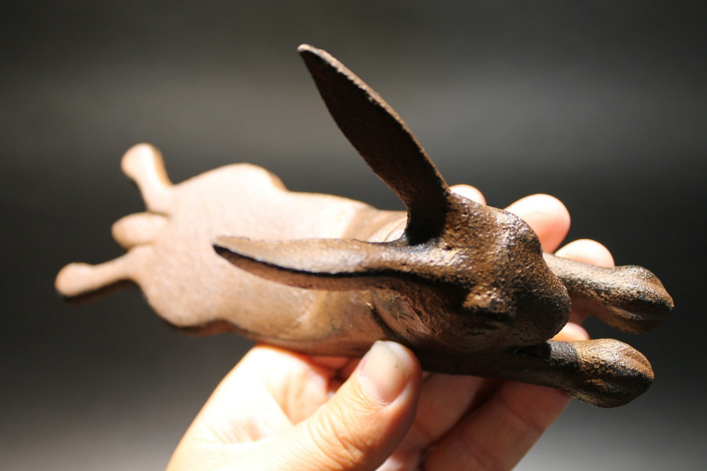 Antique Vintage Style Cast Iron Door Stop Rabbit Hare Wedge Rust/Black