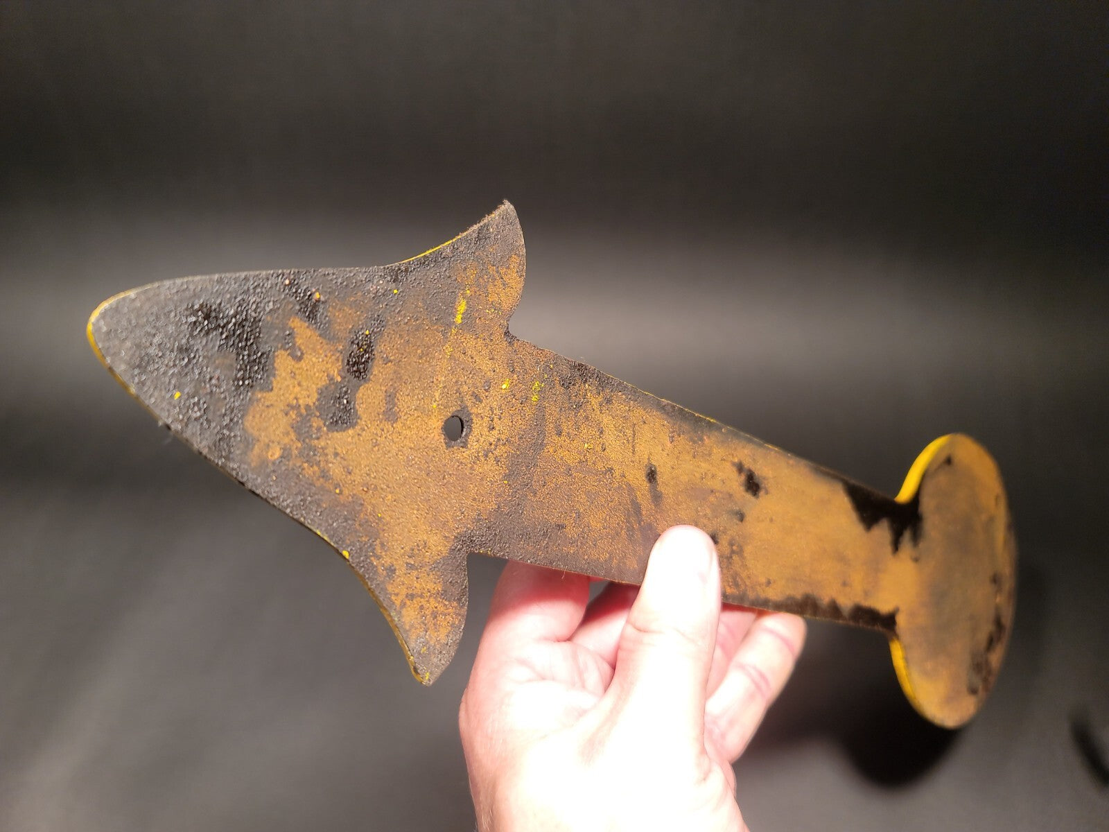 Antique Vintage Style Cast Iron Shell Gas Oil Garage Sign Plaque