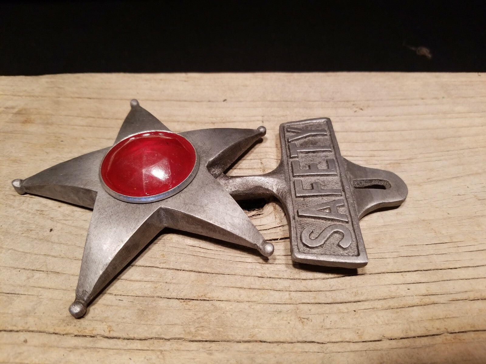Antique Vintage Style Cast Aluminum Safety Star Car License Plate Fob Topper