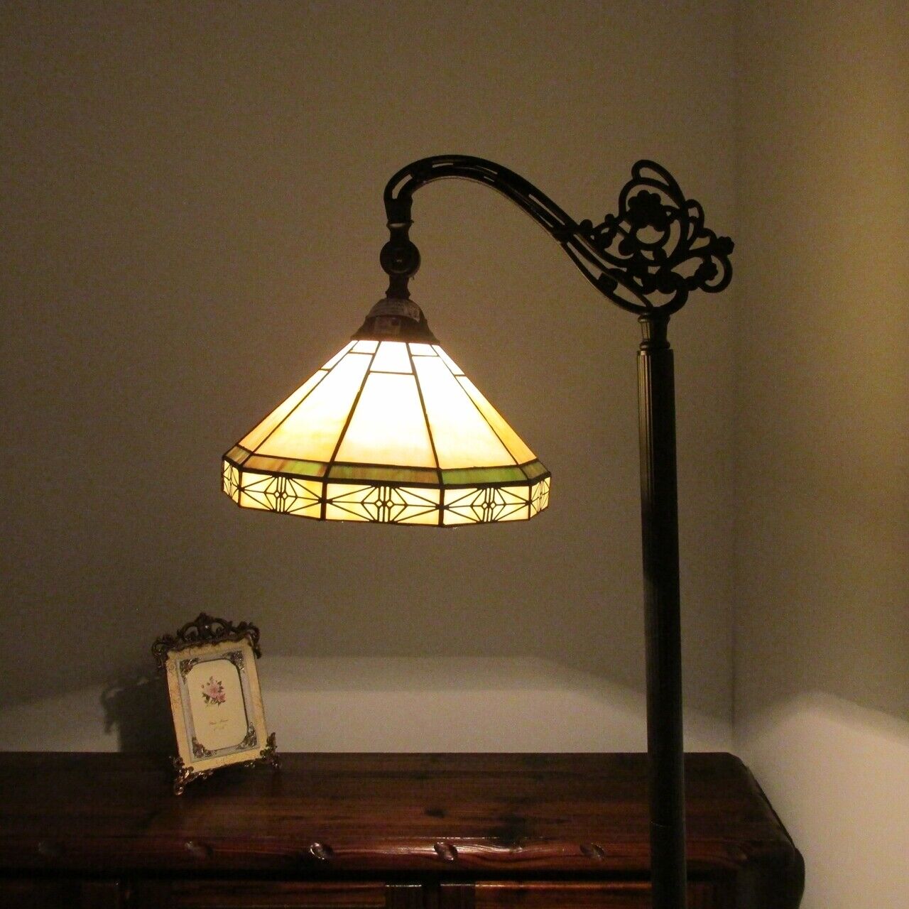 62.2" Antique Style Stained Glass Mission Reading Floor Lamp