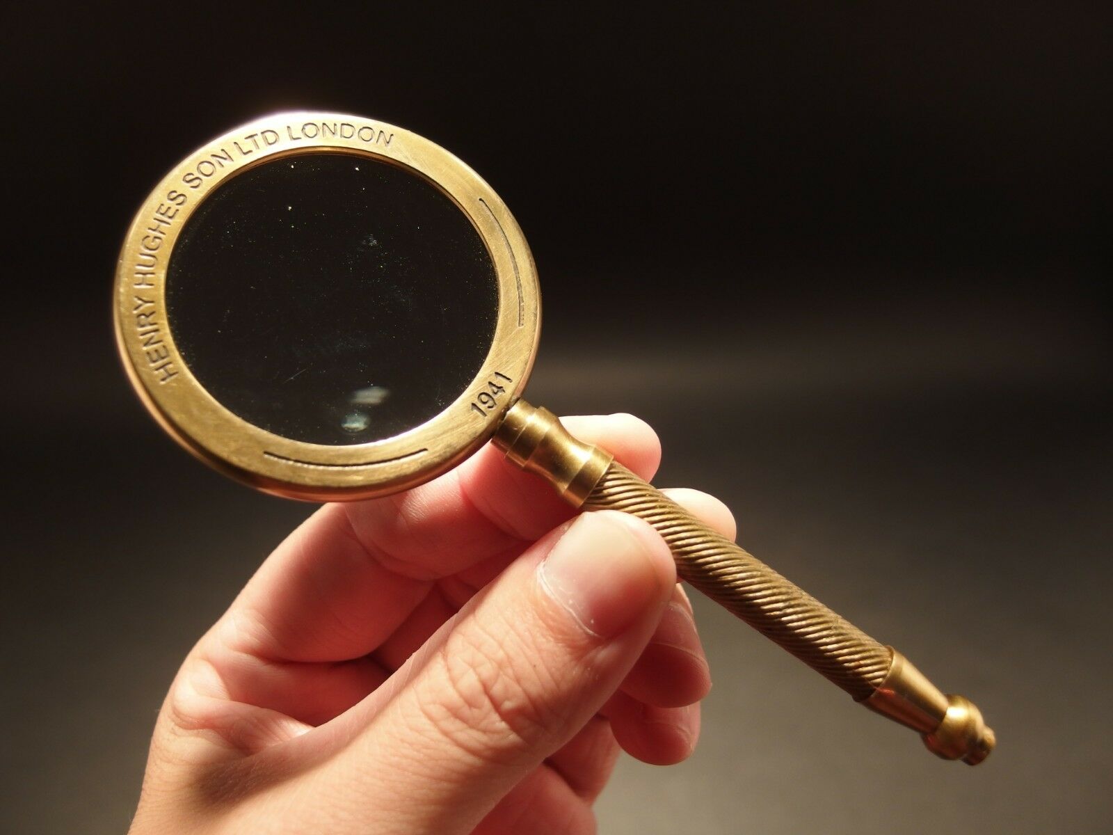 Antique Vintage Style, Brass Magnifying Glass "London 1941" - Early Home Decor