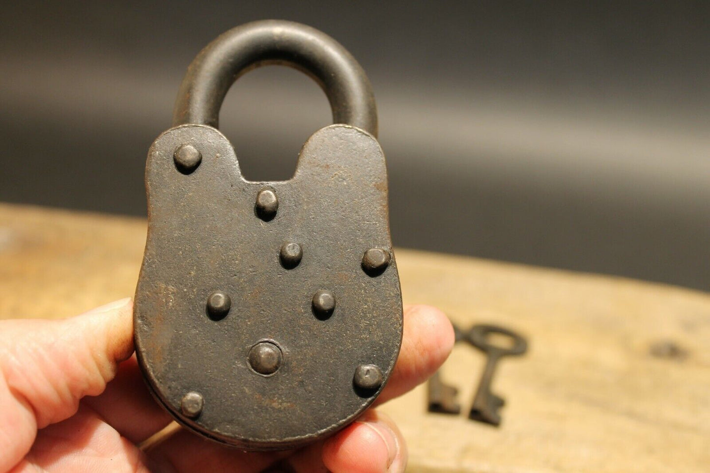 Antique Vintage Style Cast Iron Colt Firearms Ammo Box Padlock Lock & Key