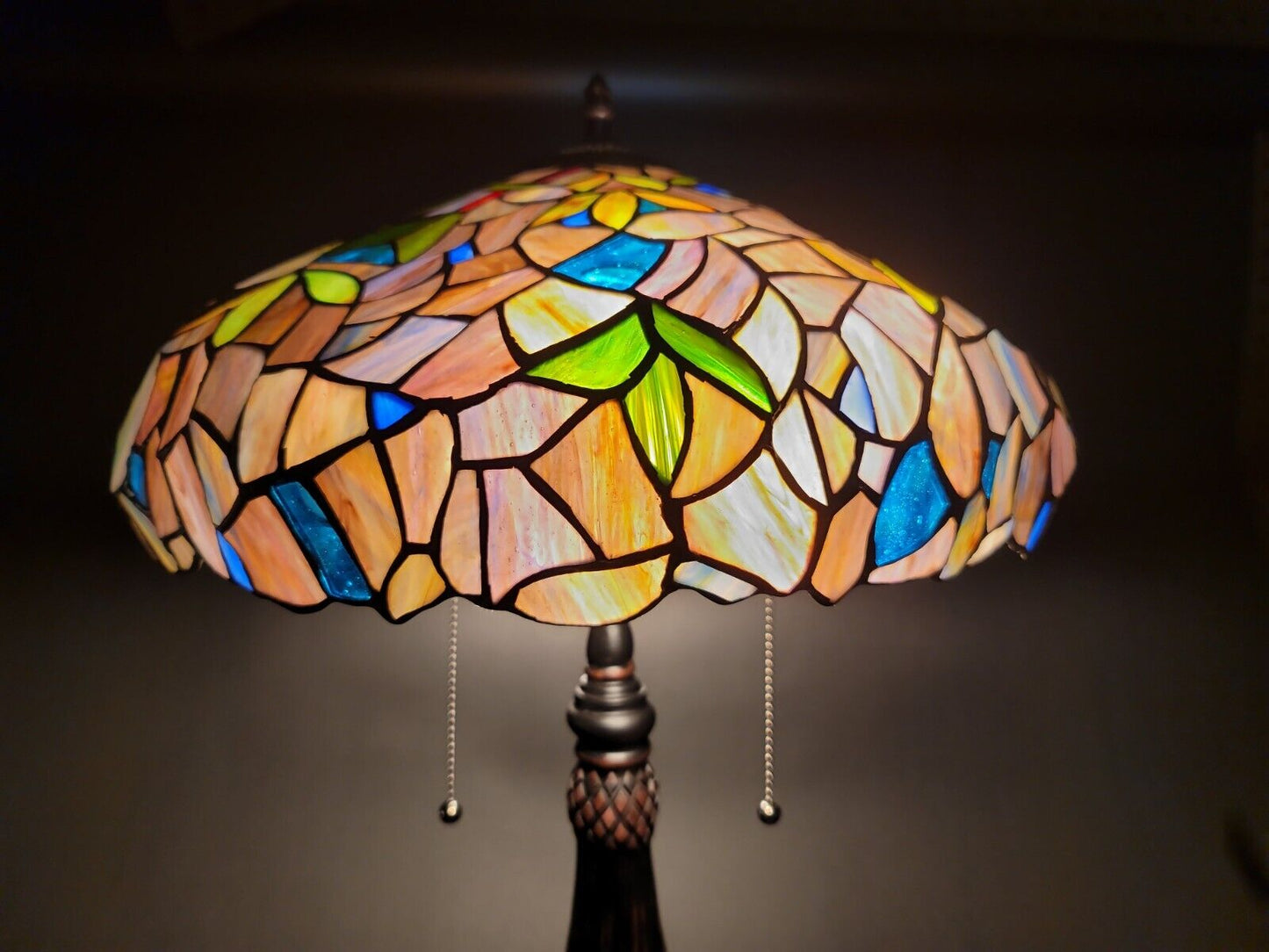 22" Antique Vintage Style Stained Glass Wisteria Floral Table Lamp