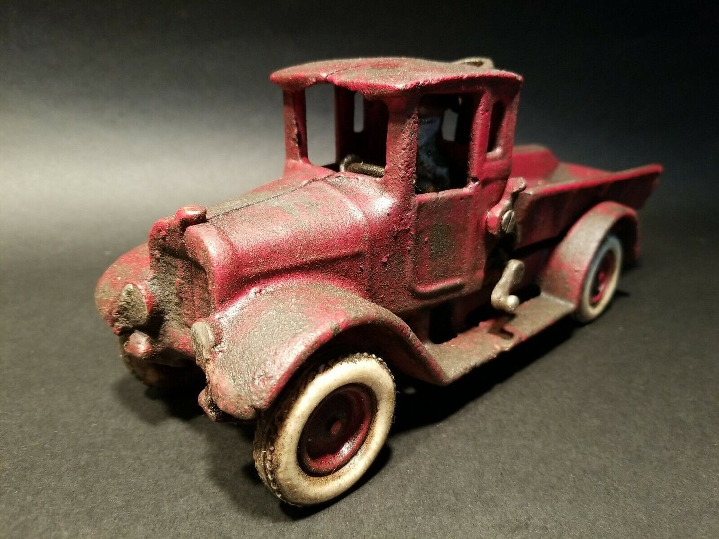 Antique Vintage Style Cast Iron Red Dump Truck Flat bed Car Rubber Wheels
