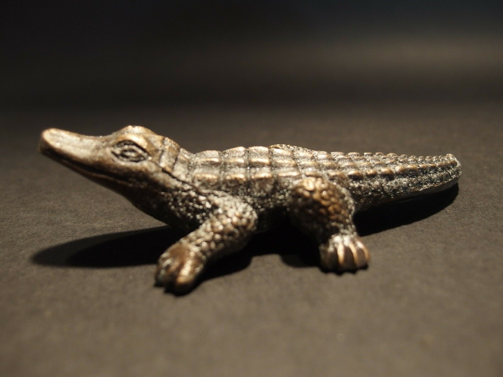 5" Vintage Antique Style Brass Gator Alligator Paperweight Desk Figure - Early Home Decor
