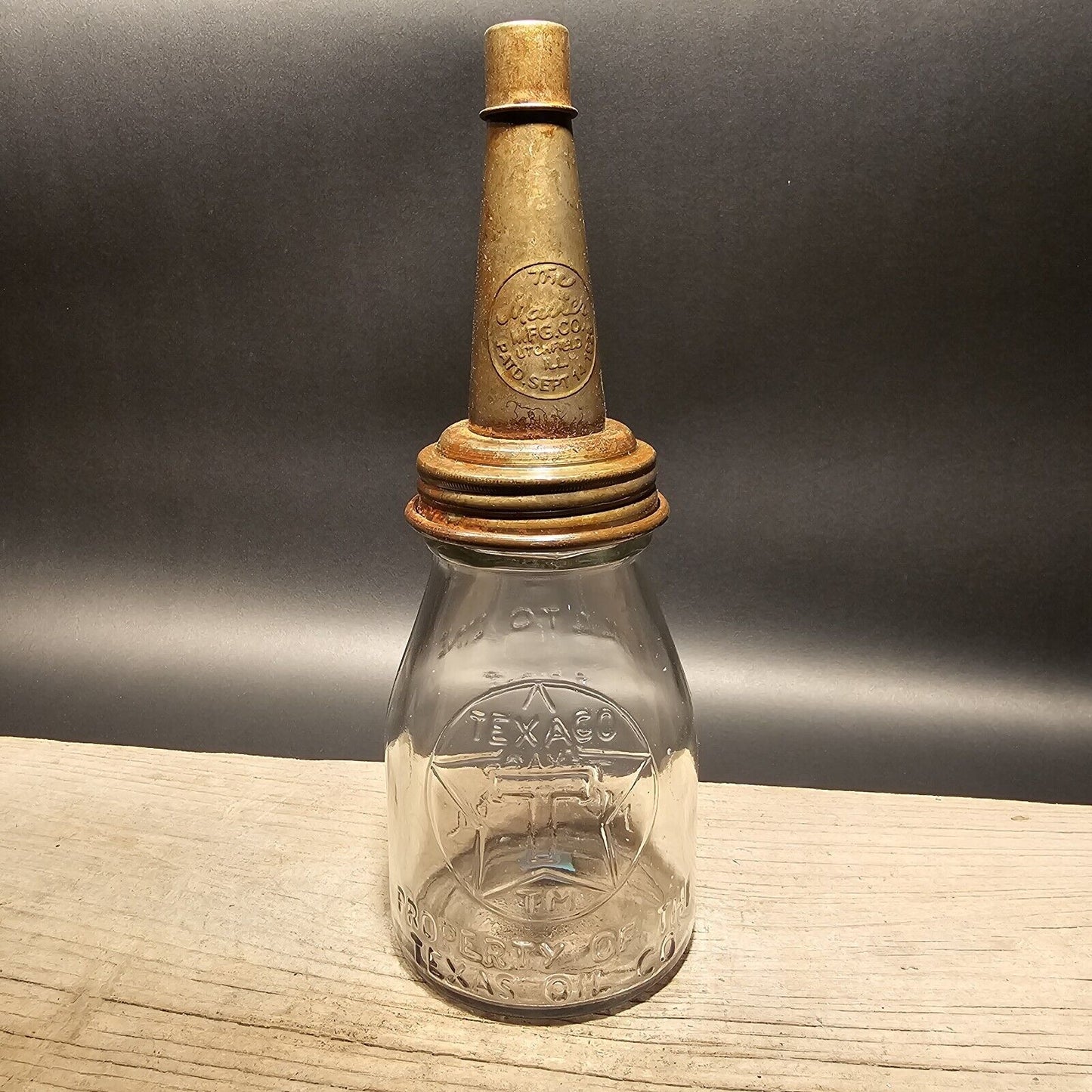 Vintage Style Texaco Glass Oil Bottle w Spout