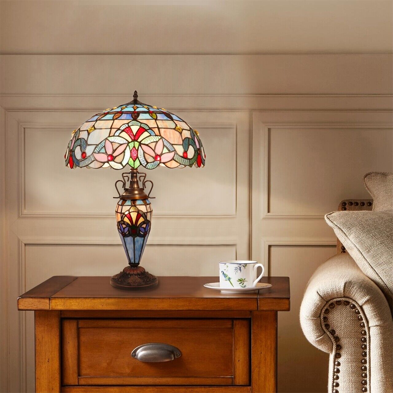 25" Antique Vintage Style Stained Glass Lighted Base Table Lamp