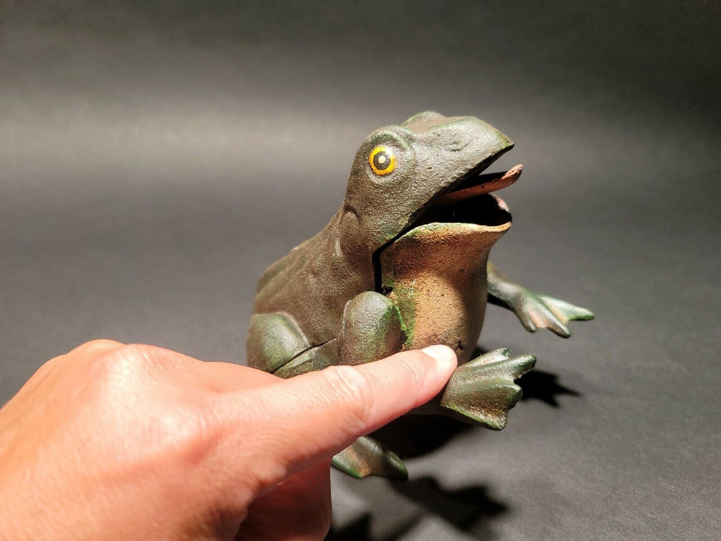 Antique Style Cast Iron Frog Mechanical Coin Bank