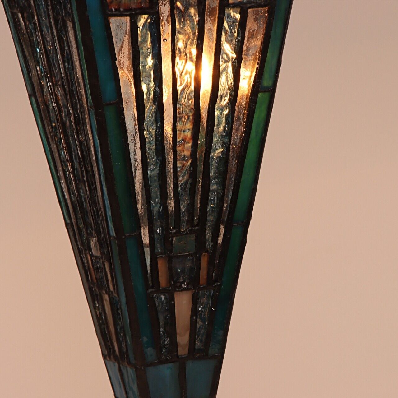 23" 3 light Antique Vintage Style Stained Glass Mission Table Lamp