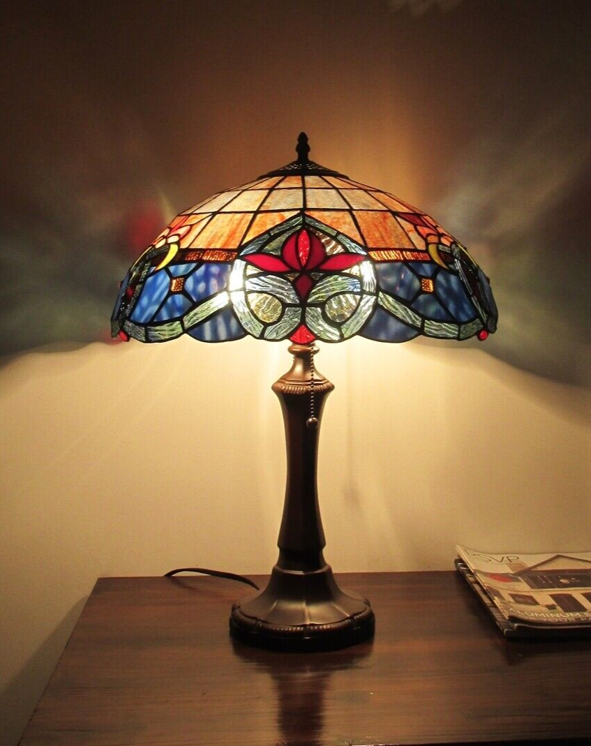 21.9" Antique Style Stained Glass Table Lamp