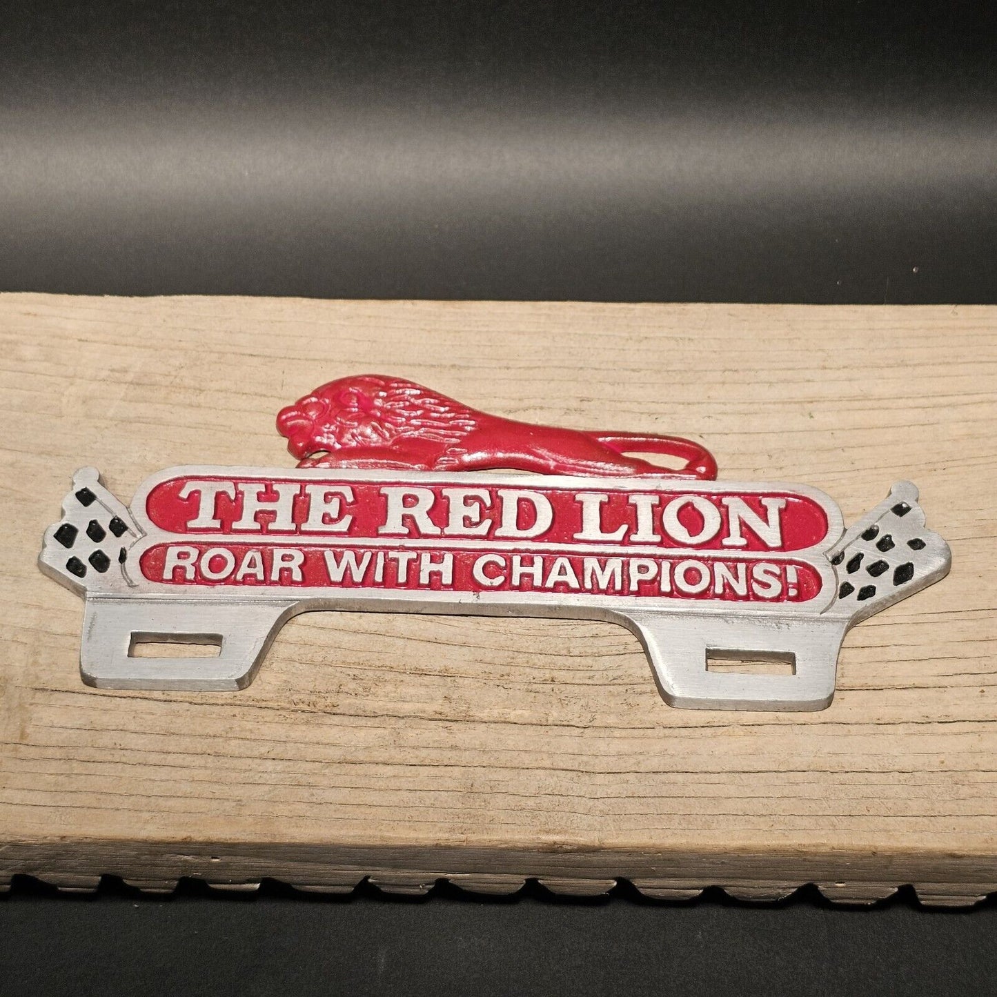 Antique Vintage Style Aluminum Red Lion License Plate Fob Topper