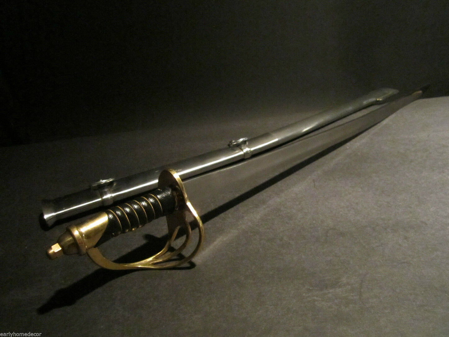 26" Antique Style Small 1860 Light Cavalry Saber Carbon Steel Sword - Early Home Decor